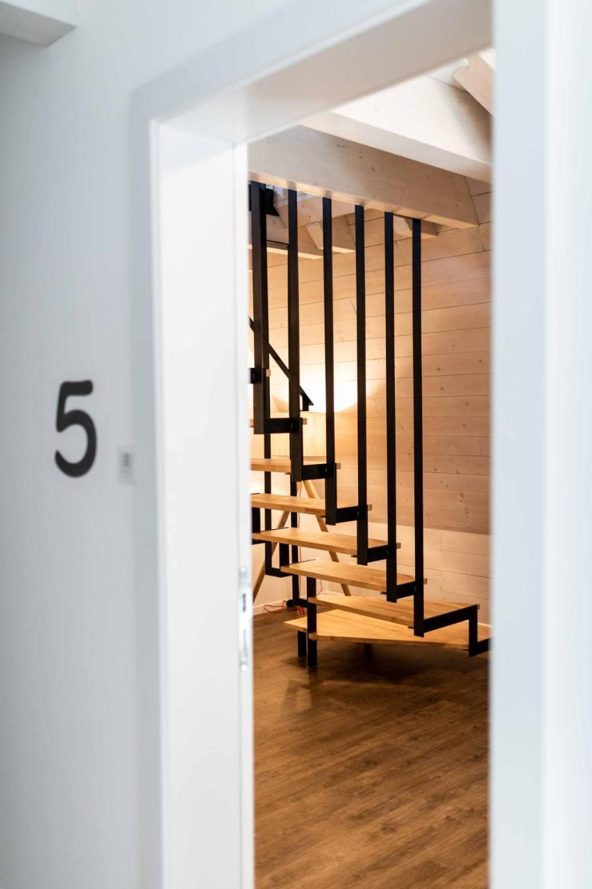 Stay Cooper L Guesthouse Zum Loewen 梅拉诺 外观 照片