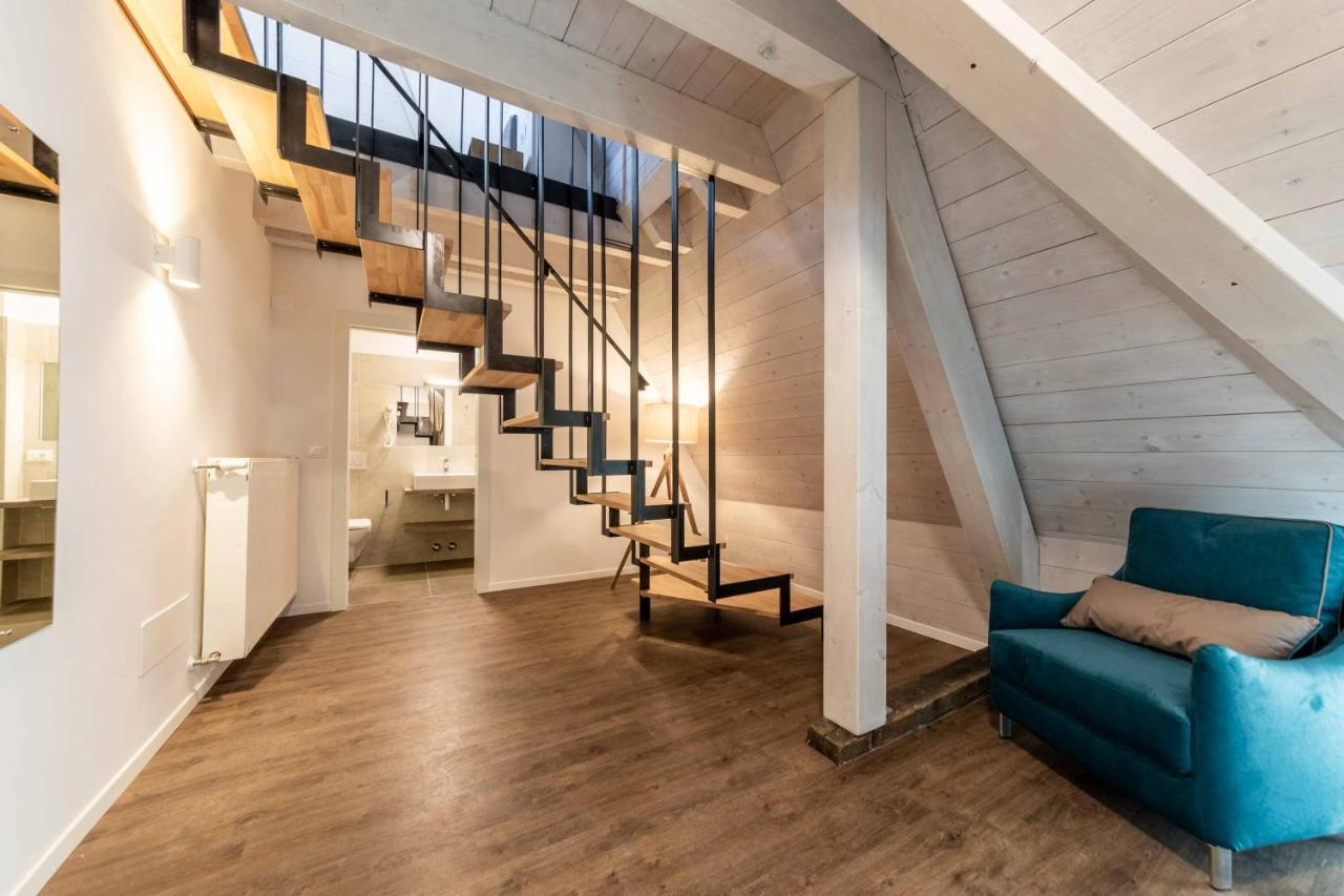 Stay Cooper L Guesthouse Zum Loewen 梅拉诺 外观 照片