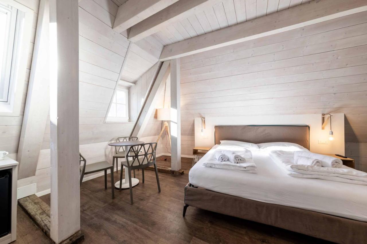 Stay Cooper L Guesthouse Zum Loewen 梅拉诺 外观 照片