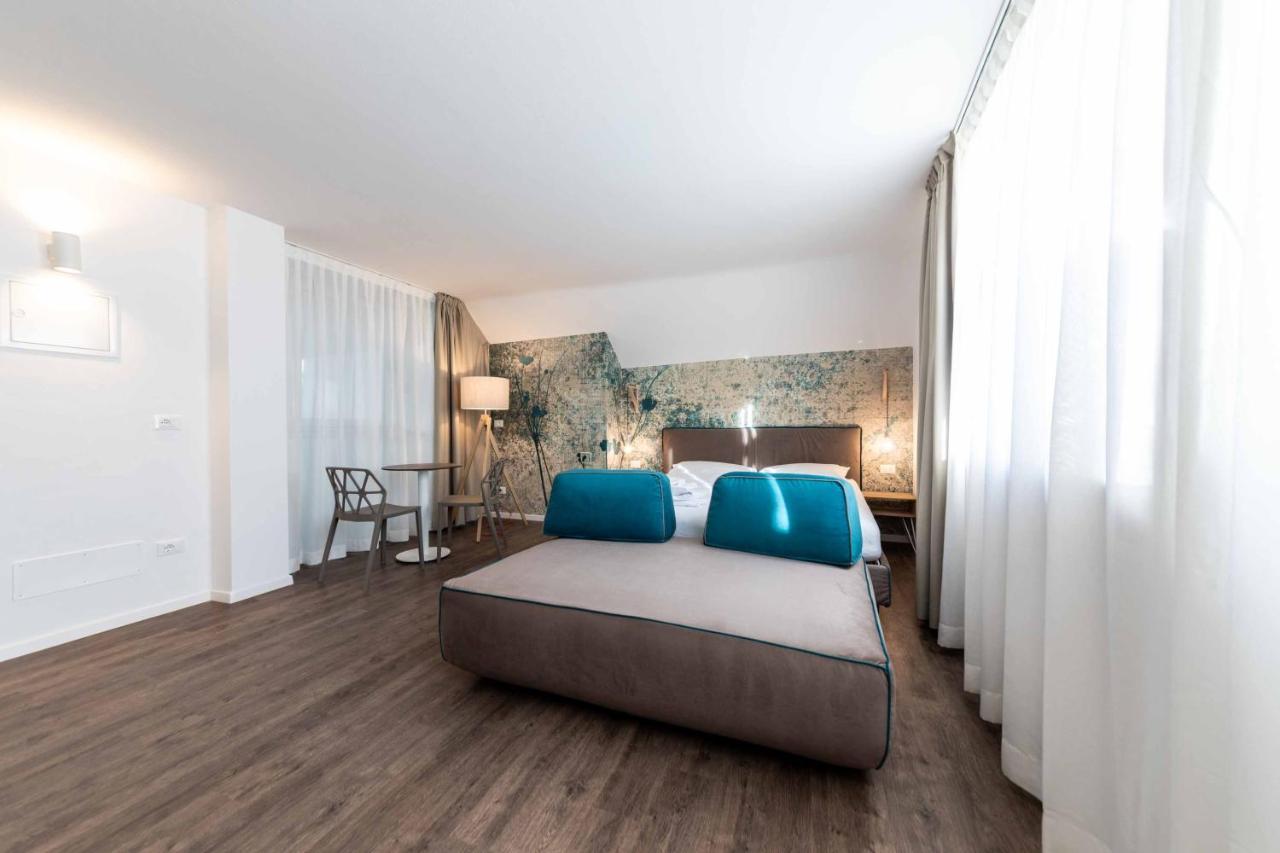 Stay Cooper L Guesthouse Zum Loewen 梅拉诺 外观 照片