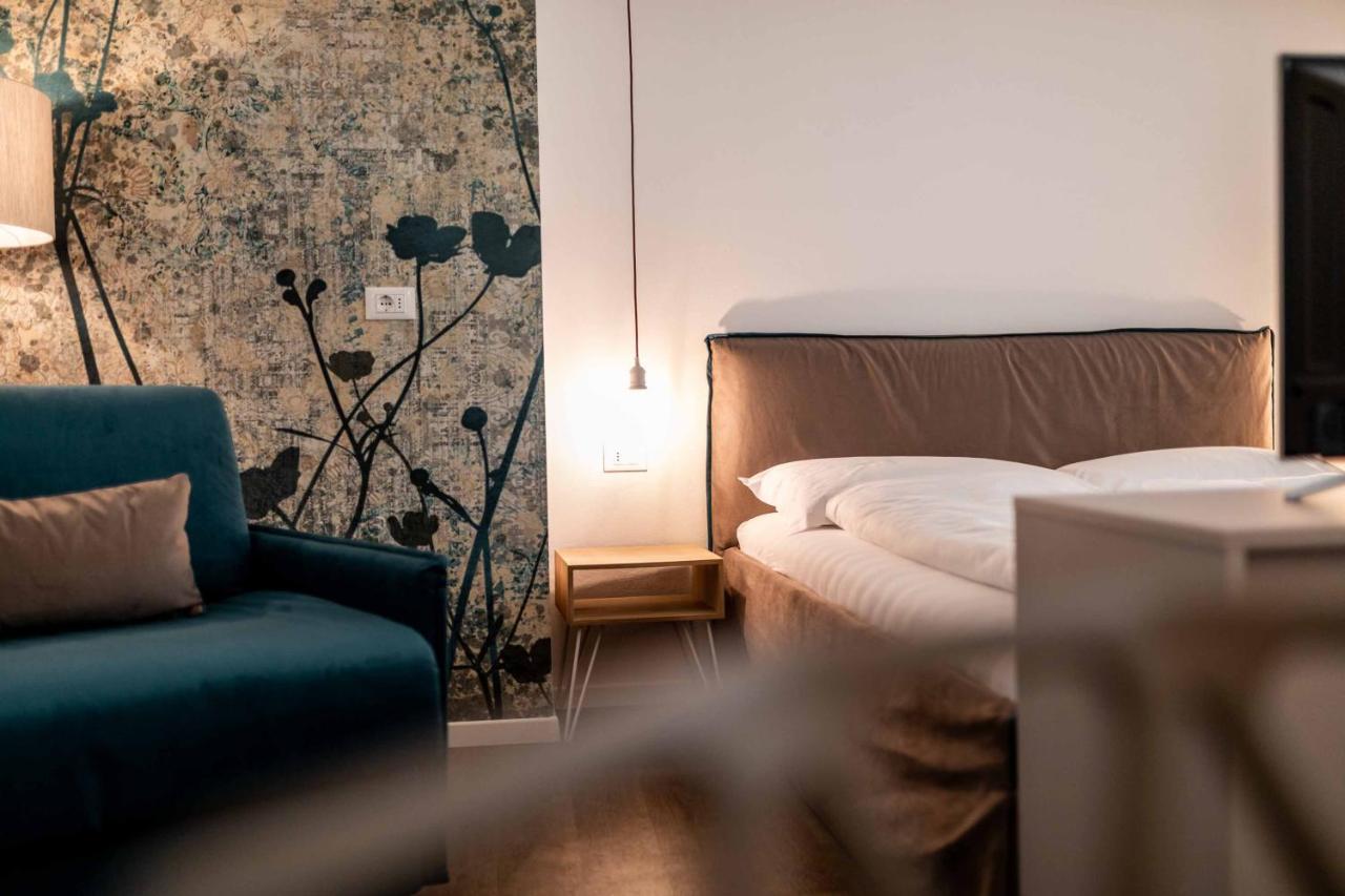Stay Cooper L Guesthouse Zum Loewen 梅拉诺 外观 照片