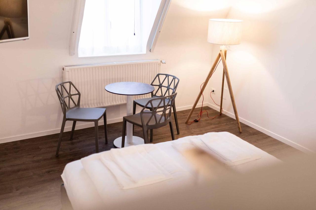 Stay Cooper L Guesthouse Zum Loewen 梅拉诺 外观 照片