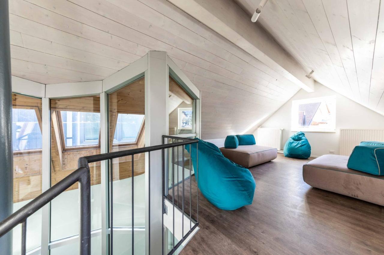 Stay Cooper L Guesthouse Zum Loewen 梅拉诺 外观 照片